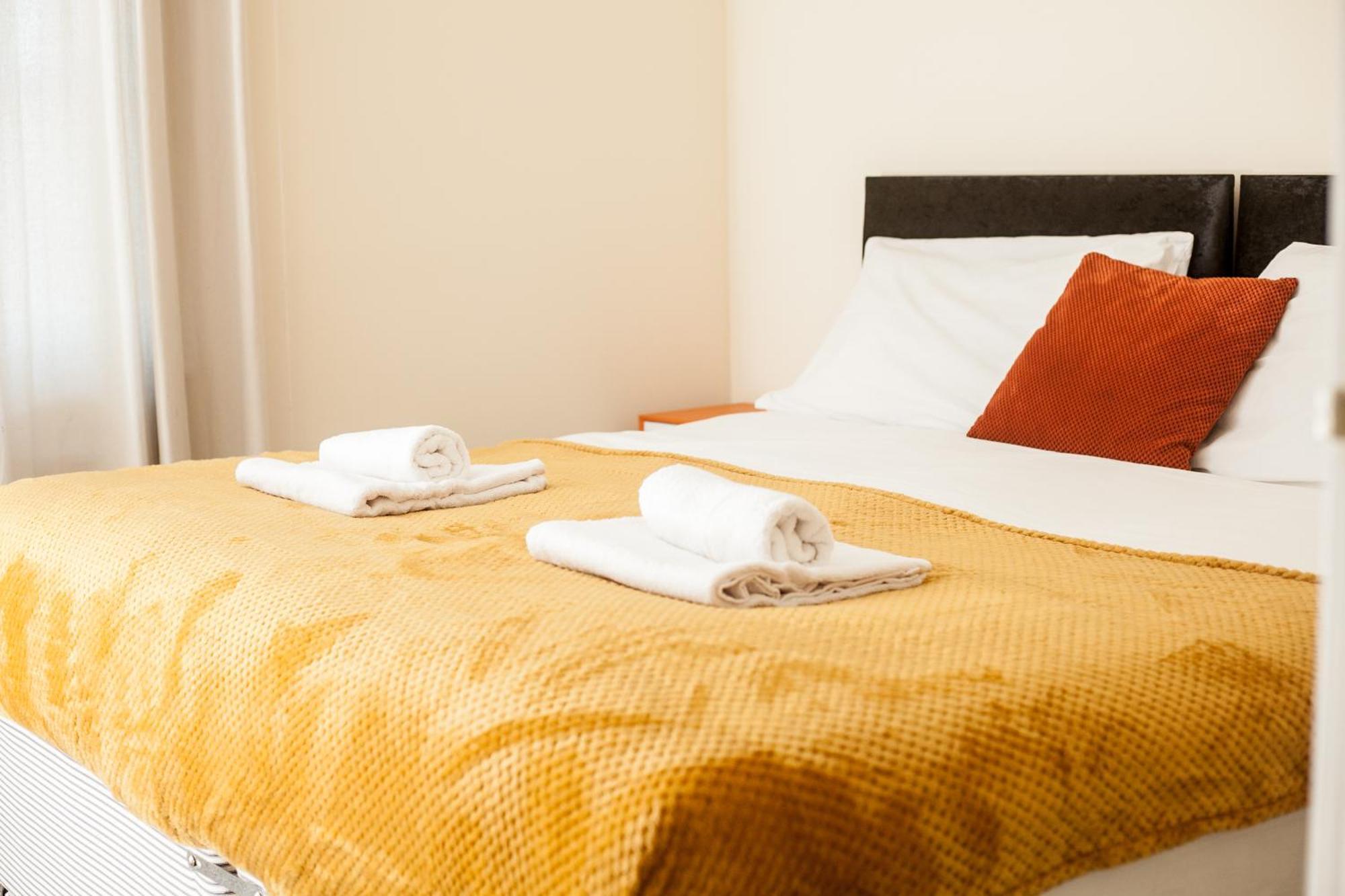 נונאיטון Avril Warwickshire Home Stay מראה חיצוני תמונה